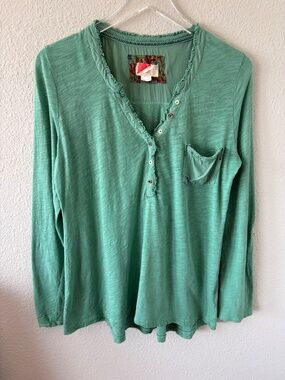 Anthropologie Paper Locket Essential Henley Tee L Novelty Buttons Smocked Back